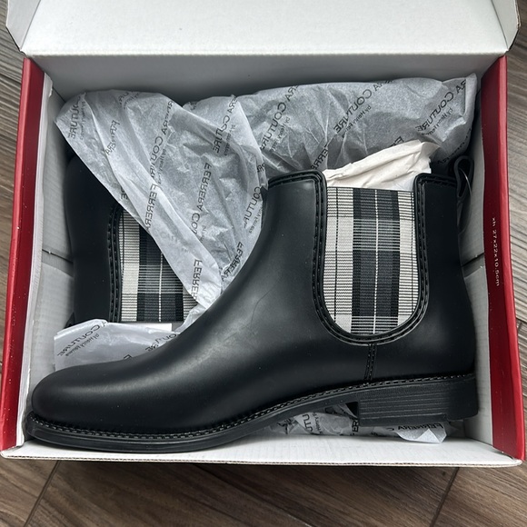 Henry Ferrera Black Ankle Boots with Elastic Panel Marsala Plaids - Picture 2 of 6